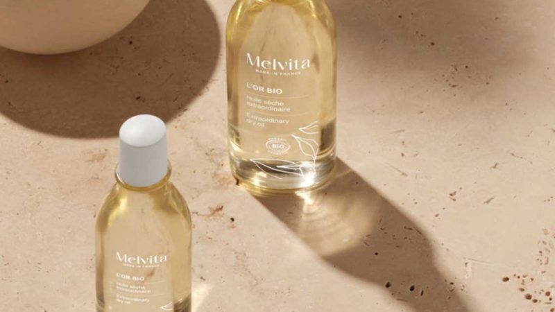 Conserver l&rsquo;hydratation après le bain : l&rsquo;huile végétale est la clé de l&rsquo;hydratation hivernale.